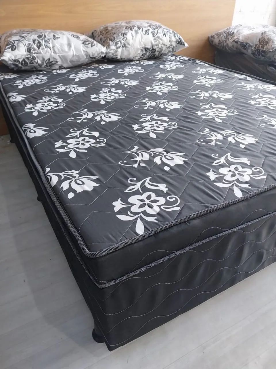 Cama box com espuma acoplada a Base  - Foto 2
