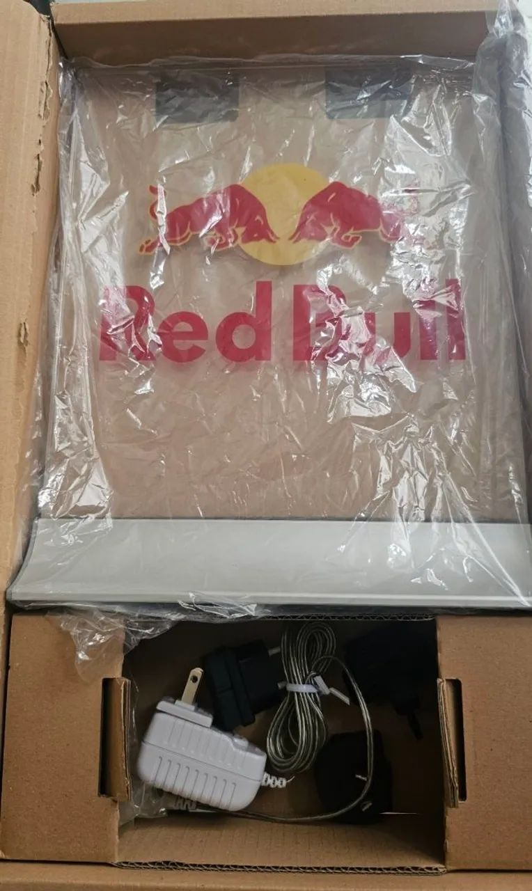Luminoso Acrílico com Led Red Bull - Uma peça exclusiva para bares e residências NOVO - Foto 4