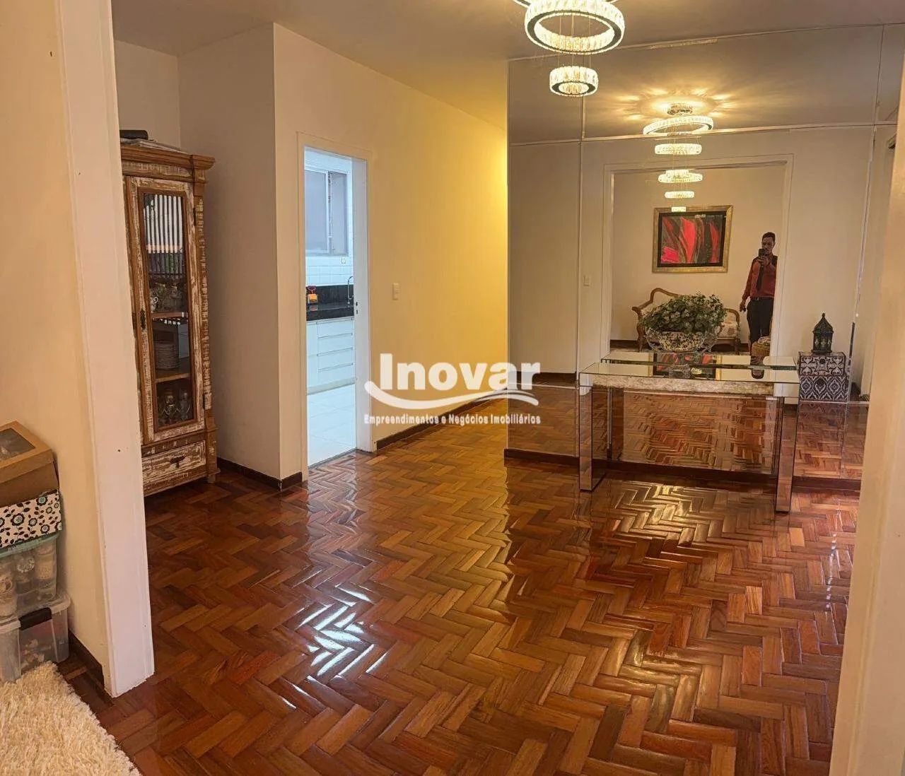 Excelente apto de Área Privativa com aproximadamente 160 m2 total, 3 quartos com 1 suíte,  - Foto 4