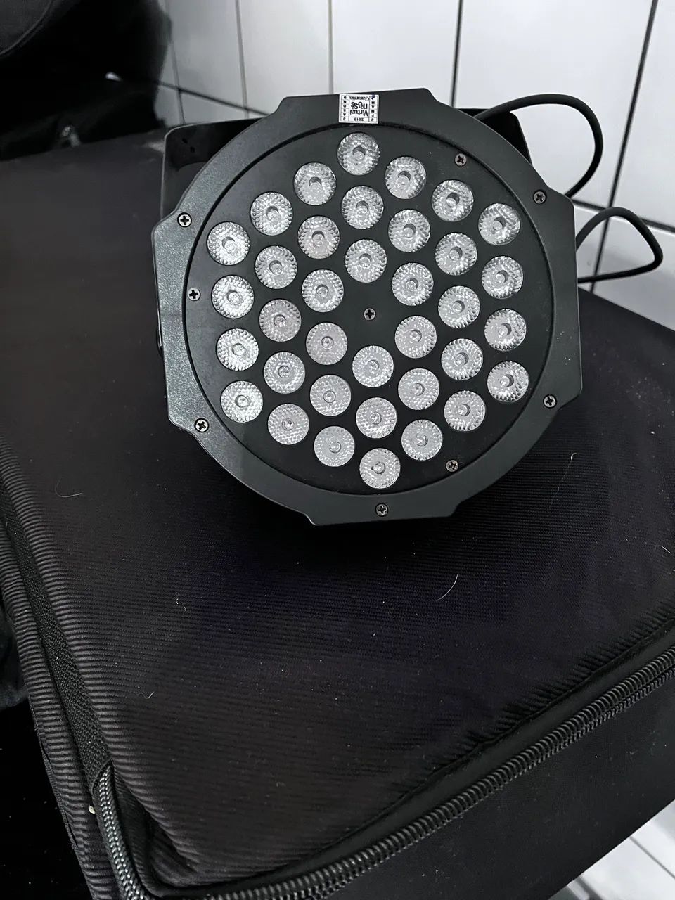 12 canhões de 36 leds + case 