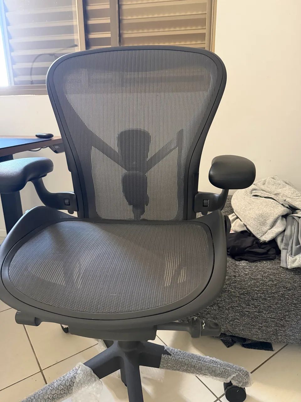 Cadeira Herman Miller Aeron Remastered - Foto 5