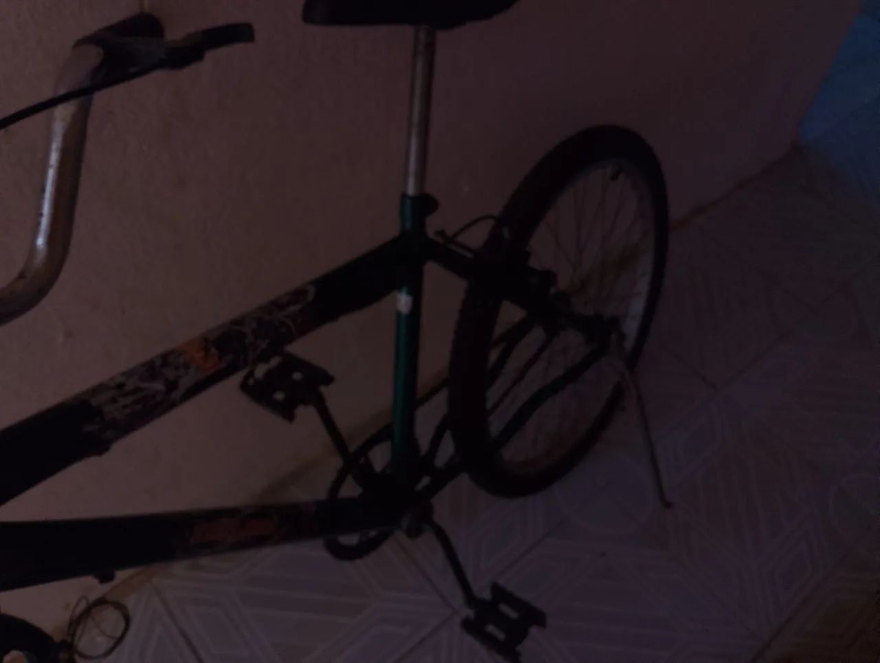 Vendesse bicicleta, aró 24.