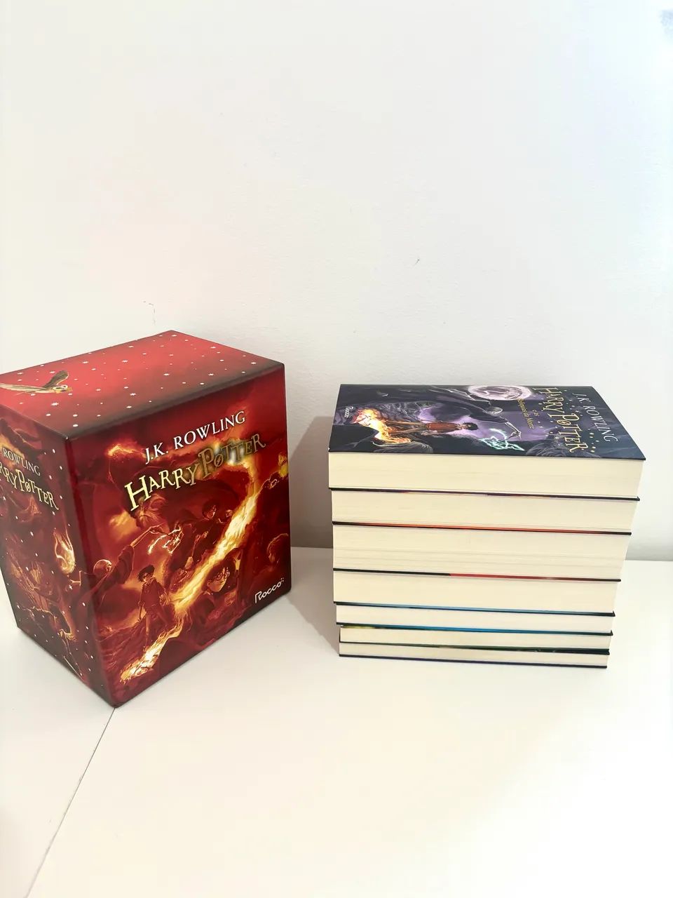 Box Harry Potter MUITO NOVO + Pôster - Edição britânica - Livros e