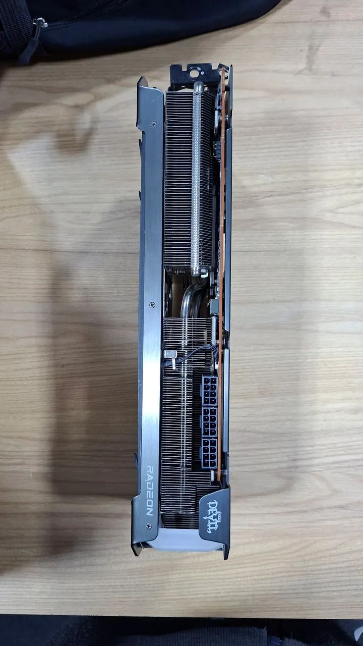RX 6900XT 16GB RED DEVIL - DEFEITO - Foto 2
