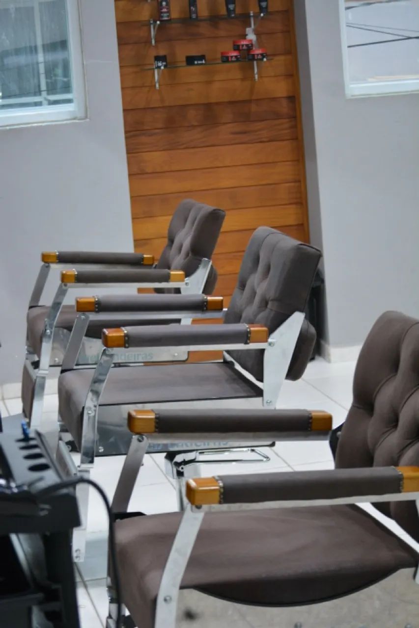 Vendo cadeira para barbearia  - Foto 5