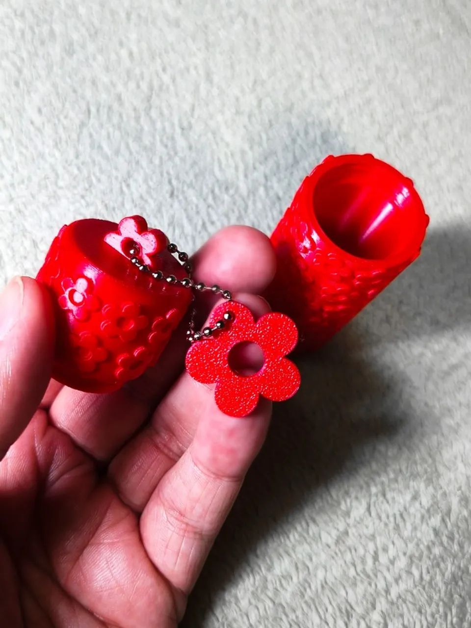 Porta Batom Chaveiro Floral Compacto Florzinhas Vermelho - Foto 3