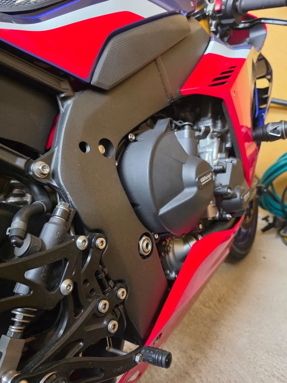 CBR 1000RR-R Fireblade SP - Foto 2