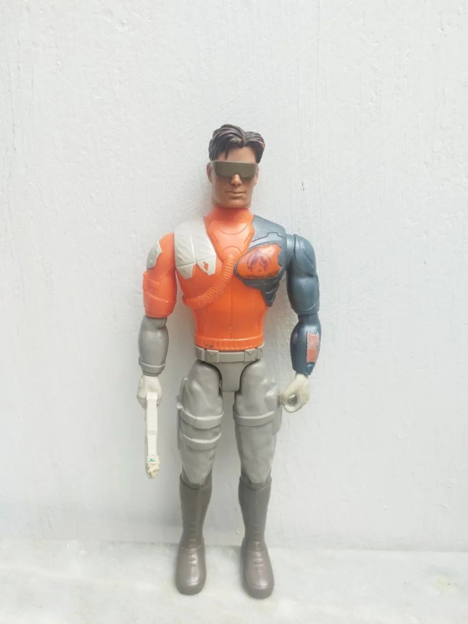 Boneco Max steel classico laranja 