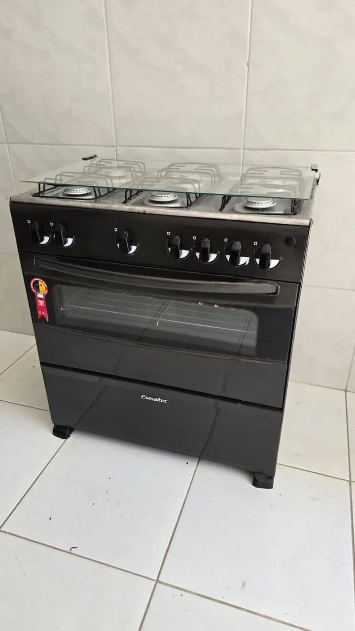 Fogão 6 bocas Esmaltec