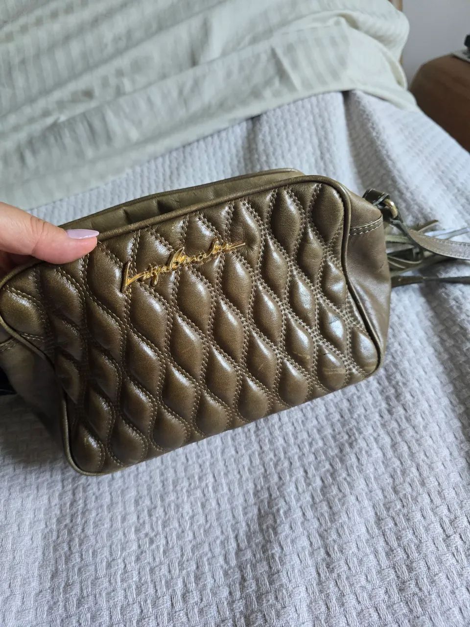 2 bolsas , 1 luiza barcelos e 1 luz da lua novinha! - Foto 2