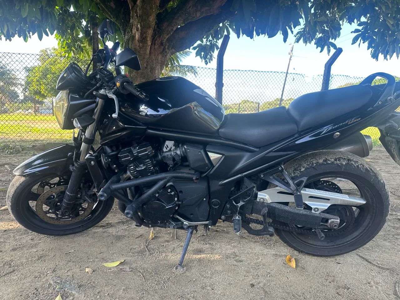 Bandit 1250 N - 2011 modelo 2012 - Foto 4
