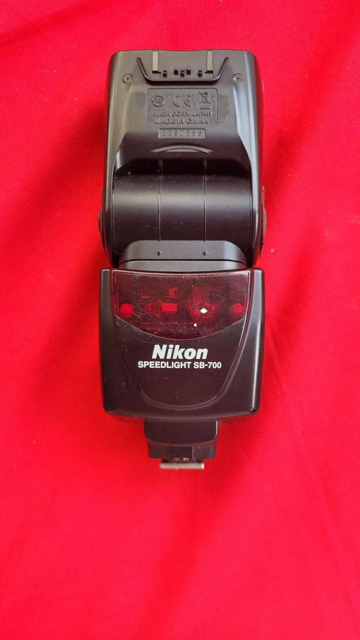 Flash SB-700