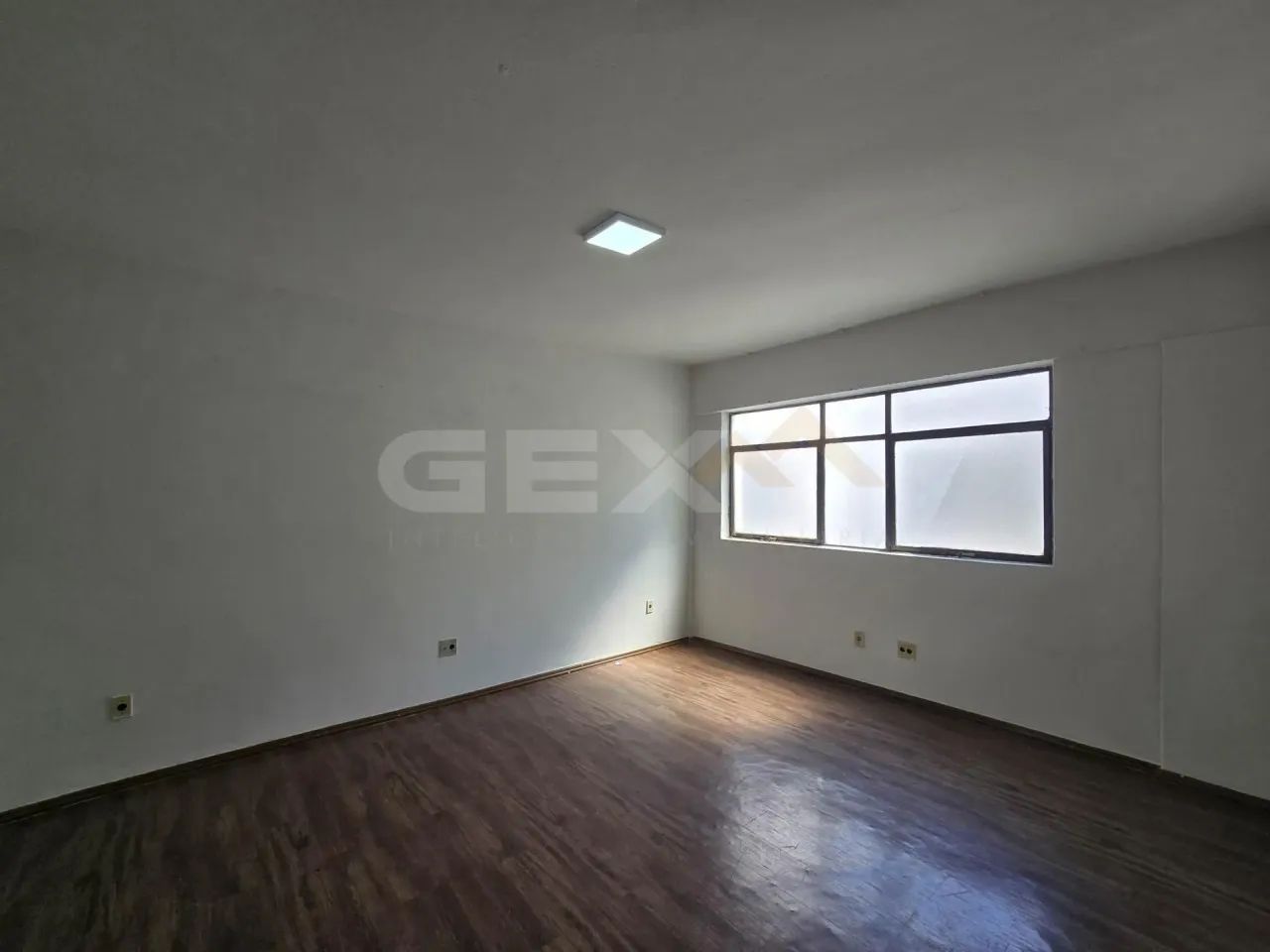 Sala Comercial à Venda no Centro de Divinópolis MG - Foto 3