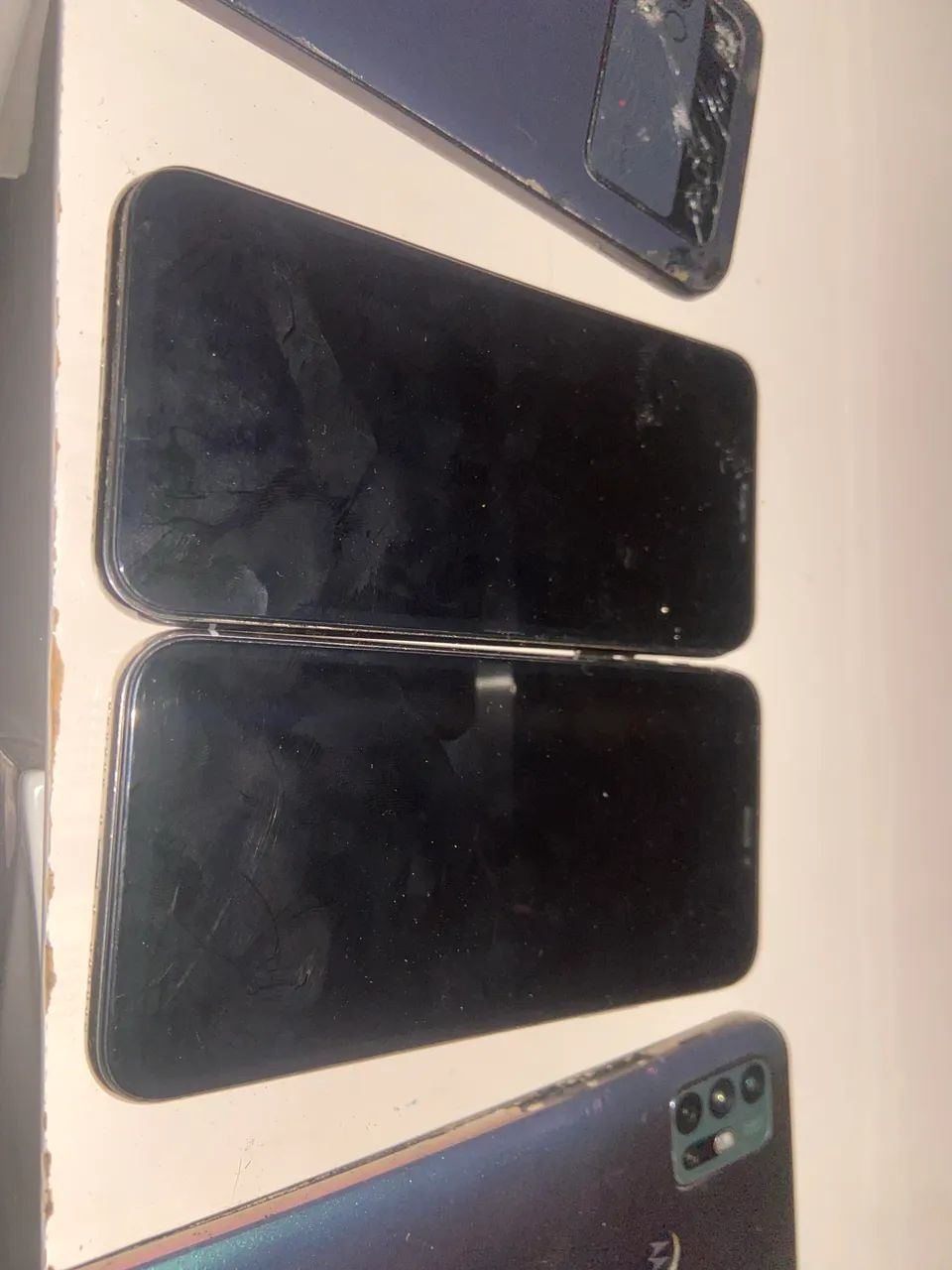 iPhones pra retirar de peças, iPhone 11 64 gb perfeito pegando normalmente  - Foto 3