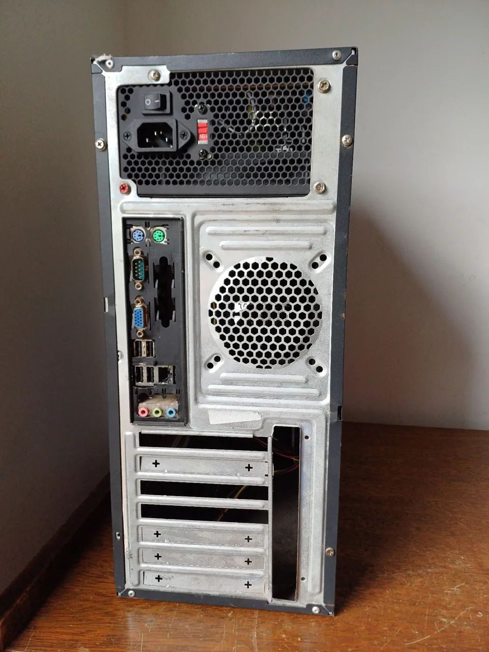 CPU SIMPLES PARA TRABALHOS E ACESSO A INTERNET.  - Foto 3