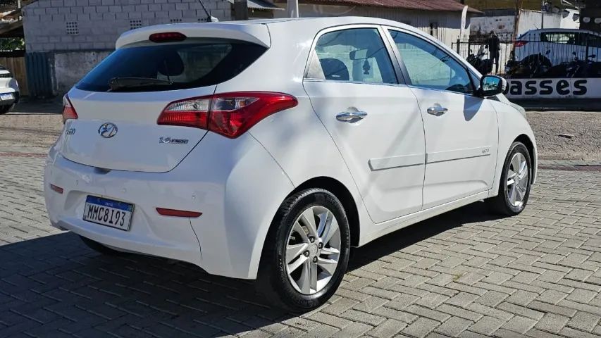 Hyundai HB20 Premium 1.6 Flex 16V Mec. 2014 - Foto 2
