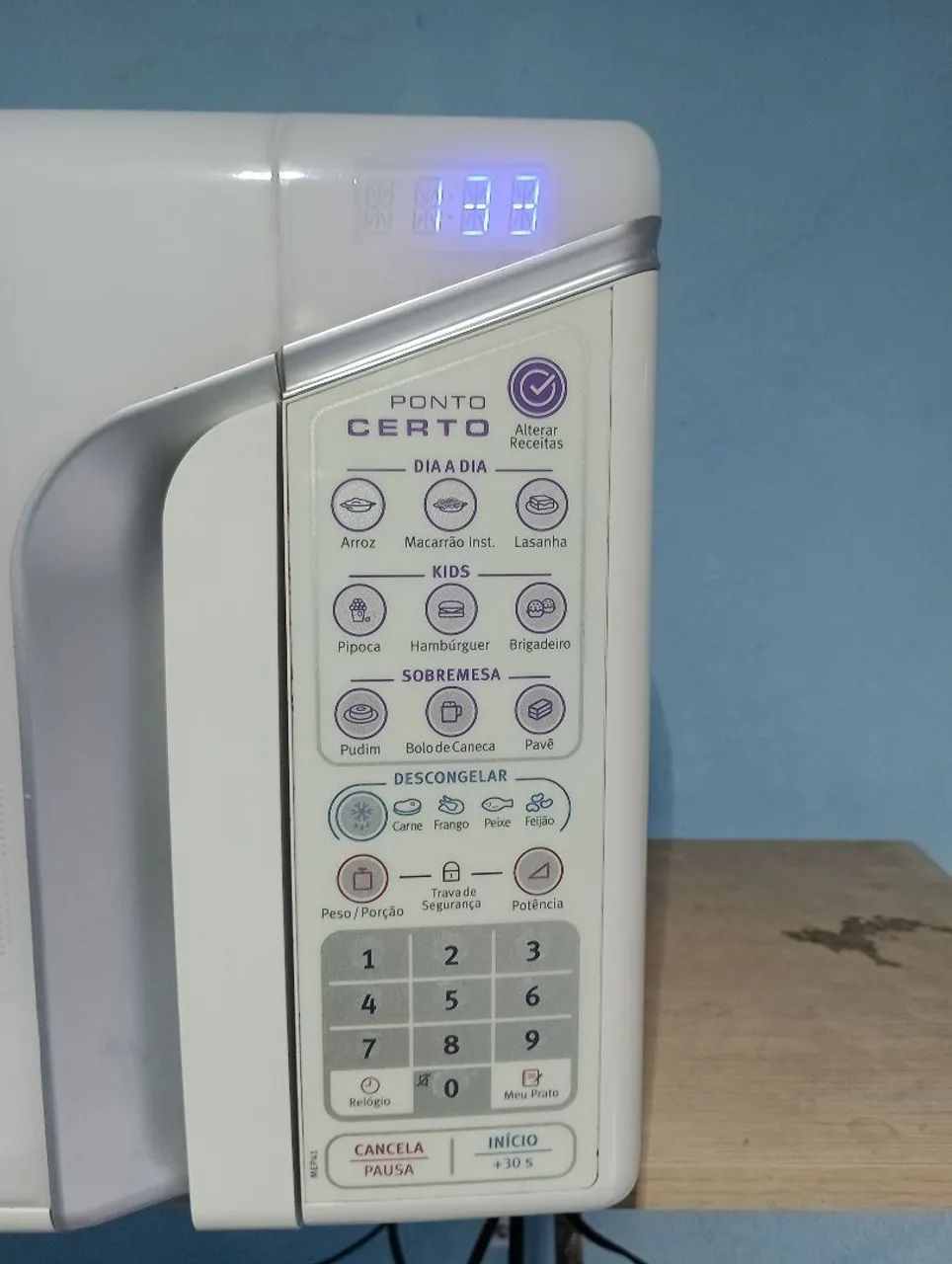 Microondas Eletrolux 41 litros - Foto 3