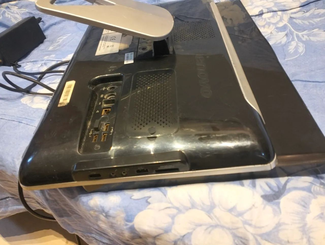 ALL in one Lenovo/6 ram/22 polegadas/windows 10 - Foto 4