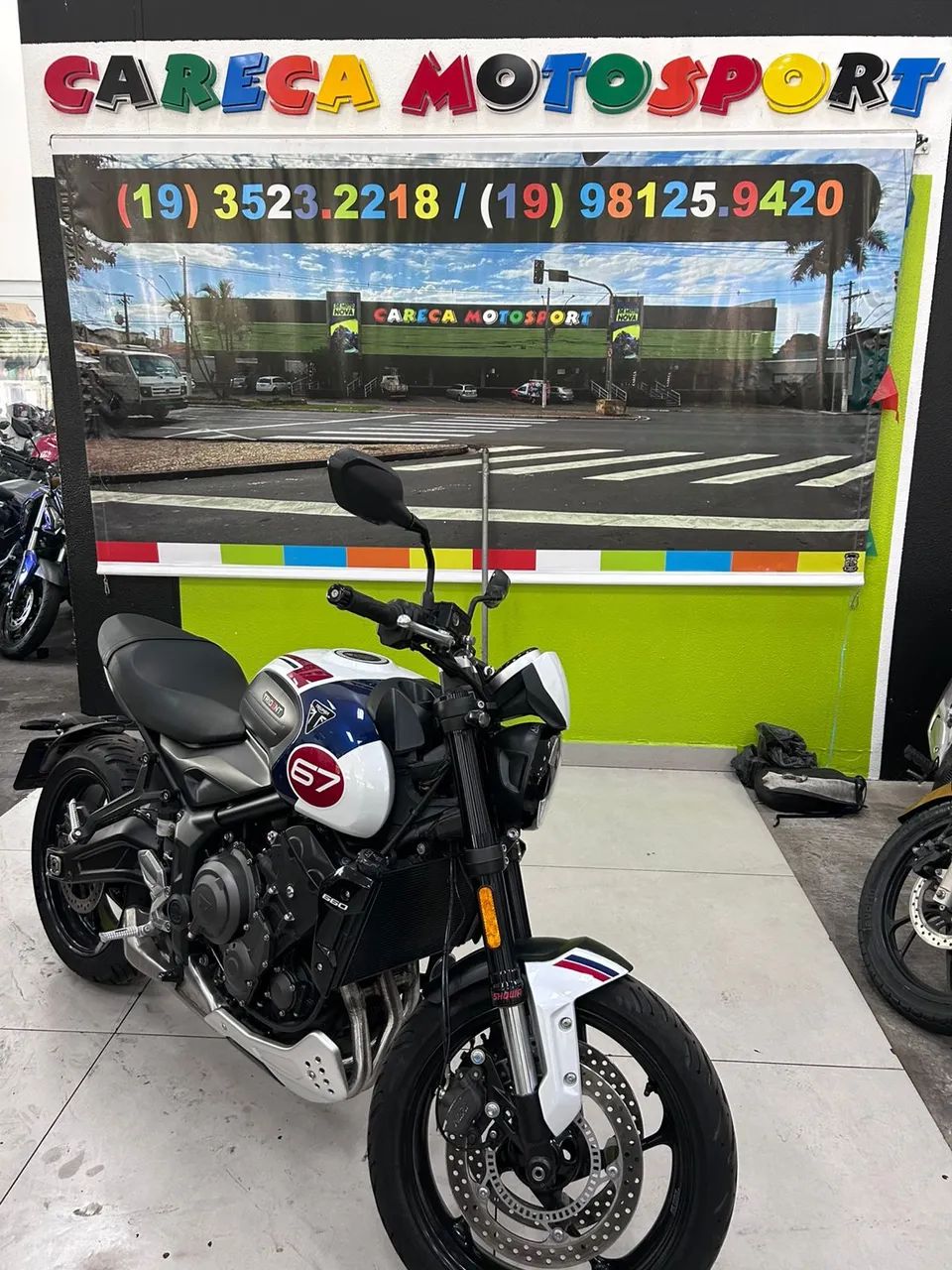 TRIUMPH TRIDENT 660