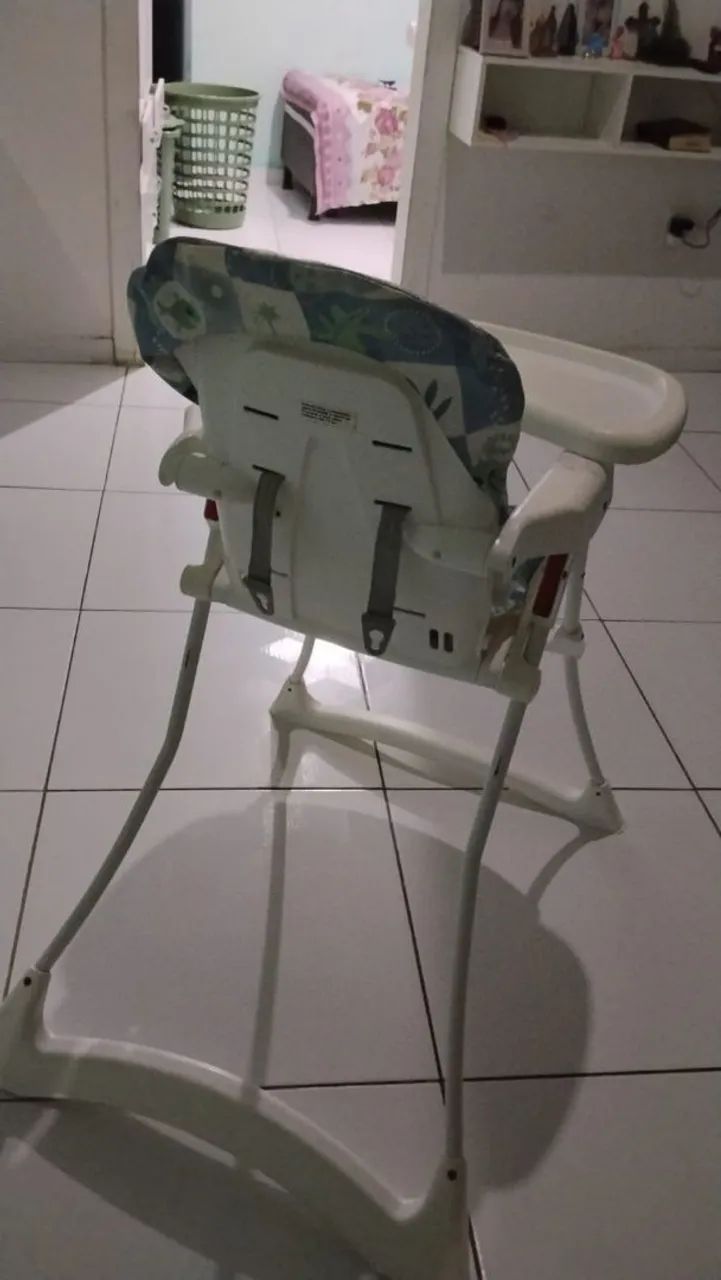 Cadeirinha de alimentação para bebê  - Foto 4