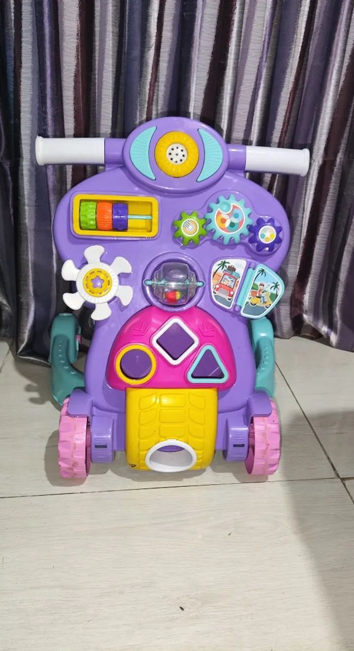 Andador didático para bebe
