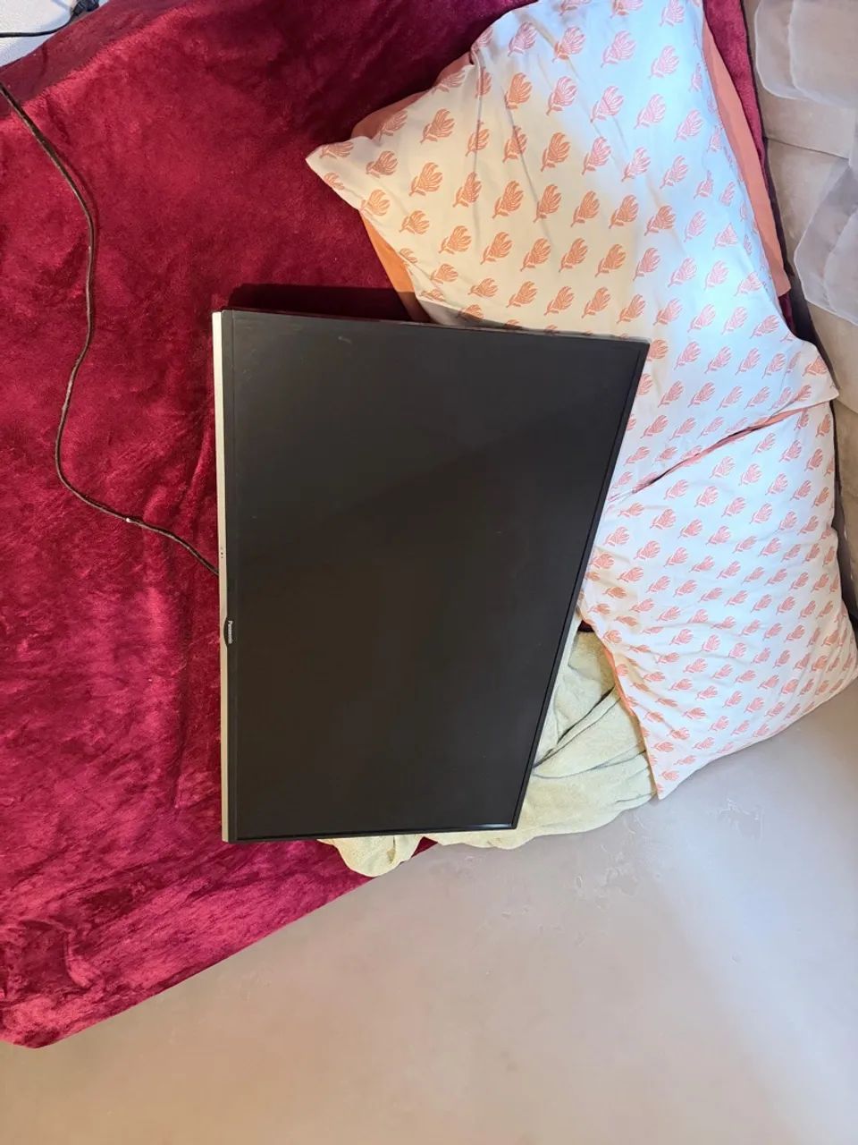Vendo Smart TV 43 polegadas Panasonic - Foto 3