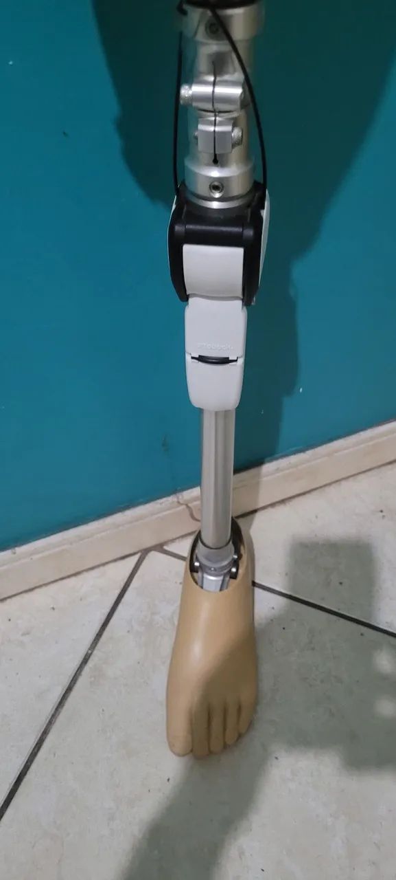 Protese membro inferior joelho mecanico  - Foto 5