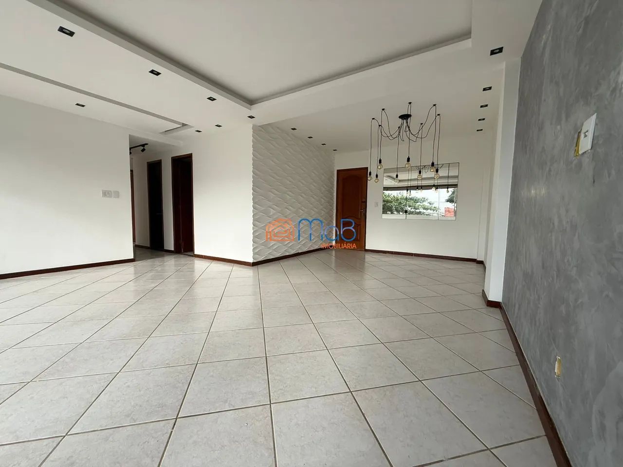 Excelente apartamento 3 quartos nos Cavaleiros
