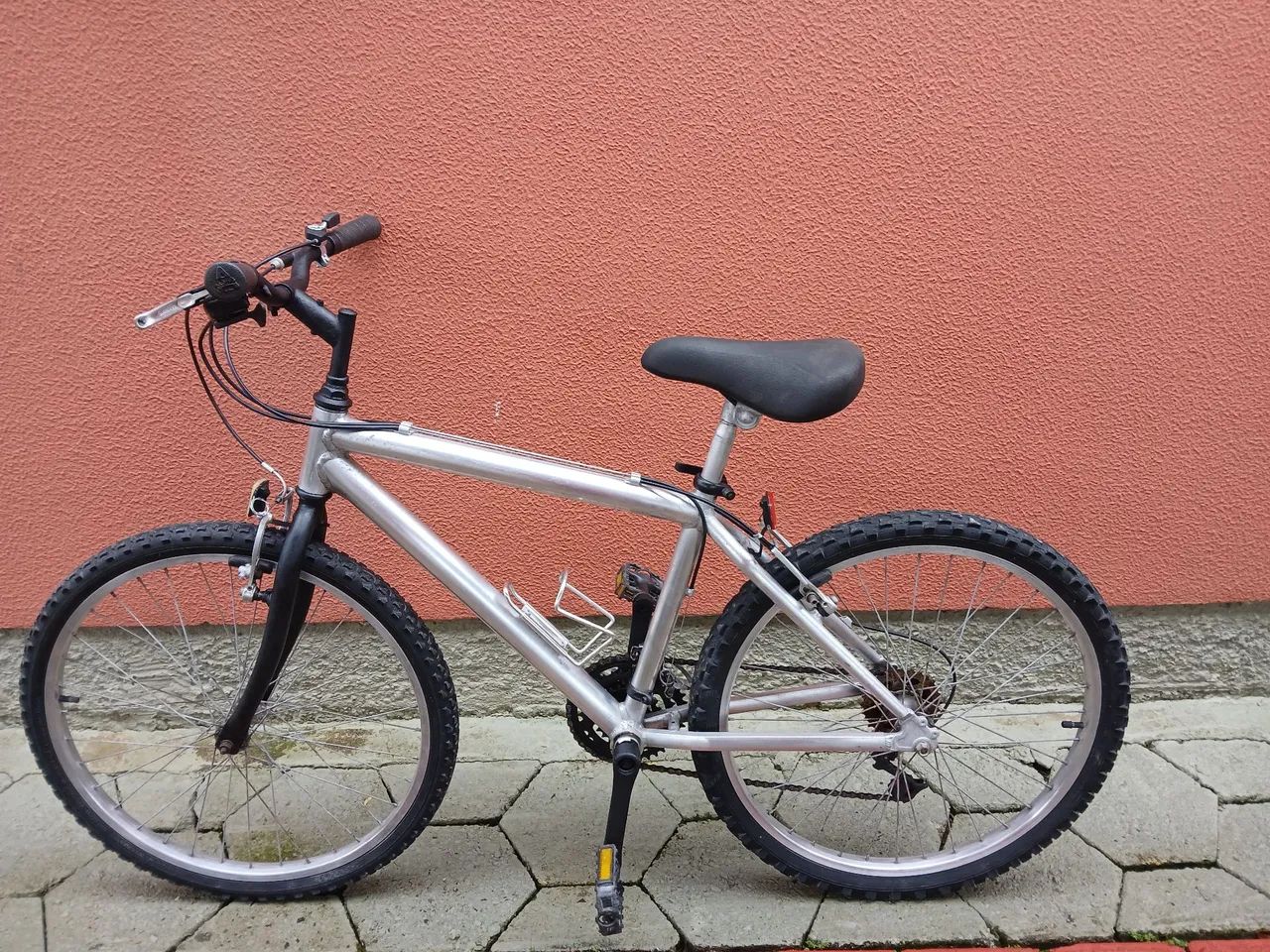 Bicicleta ALUMÍNIO  - Foto 4