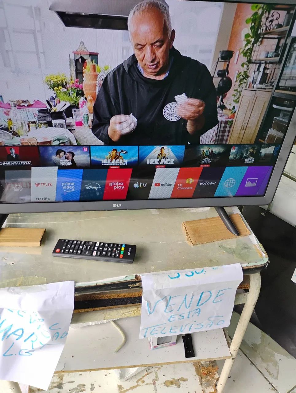 Televisão SMART 32 POLEGADAS COM CONTROLE FUNCIONANDO LG - Foto 2