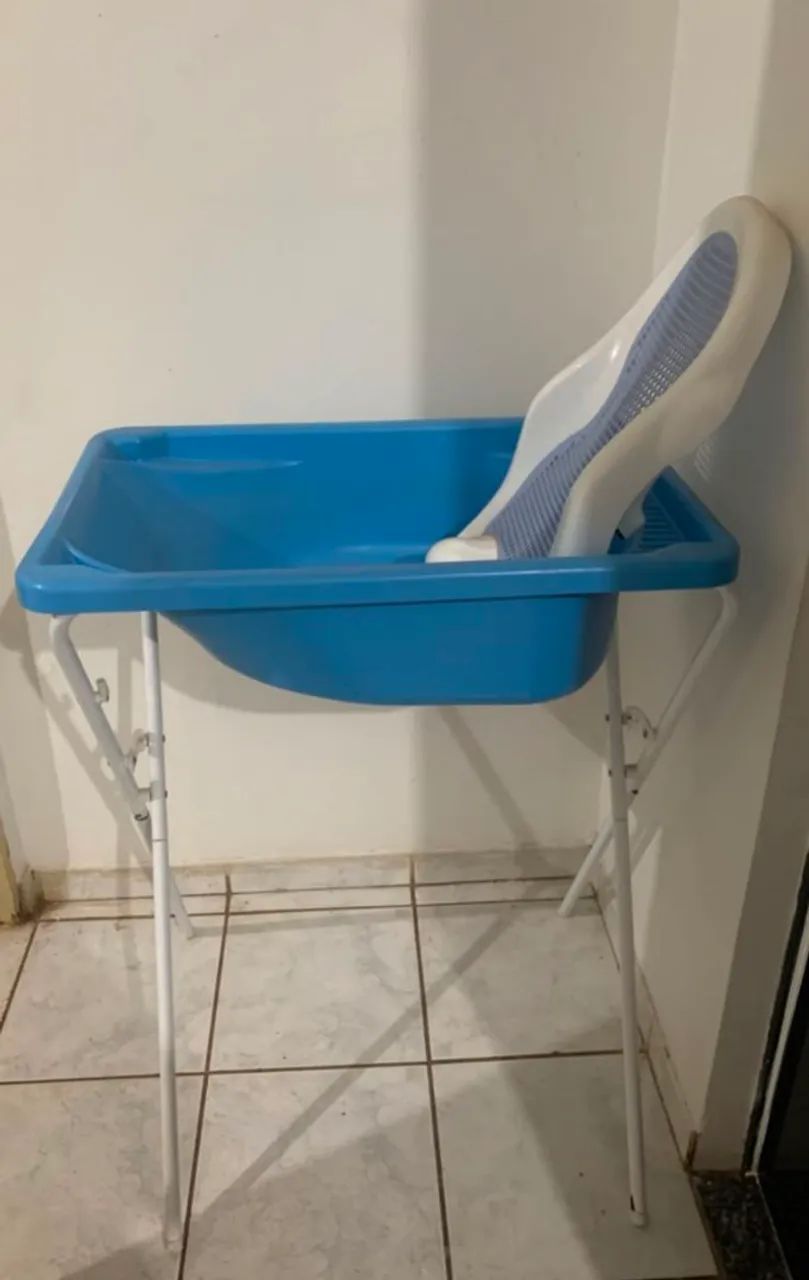 Banheira com suporte