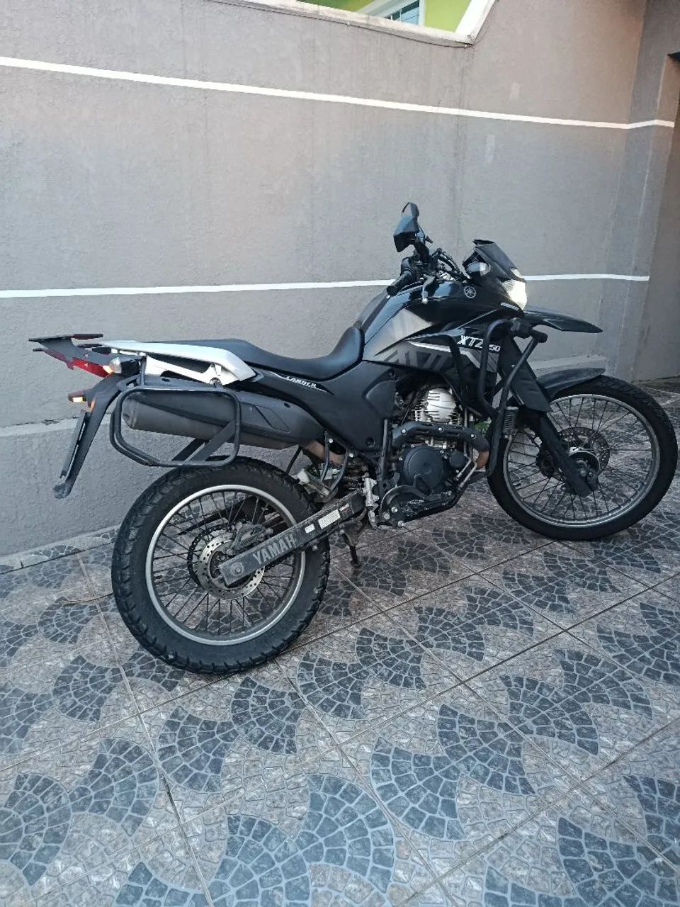 Lander 250 - Foto 2