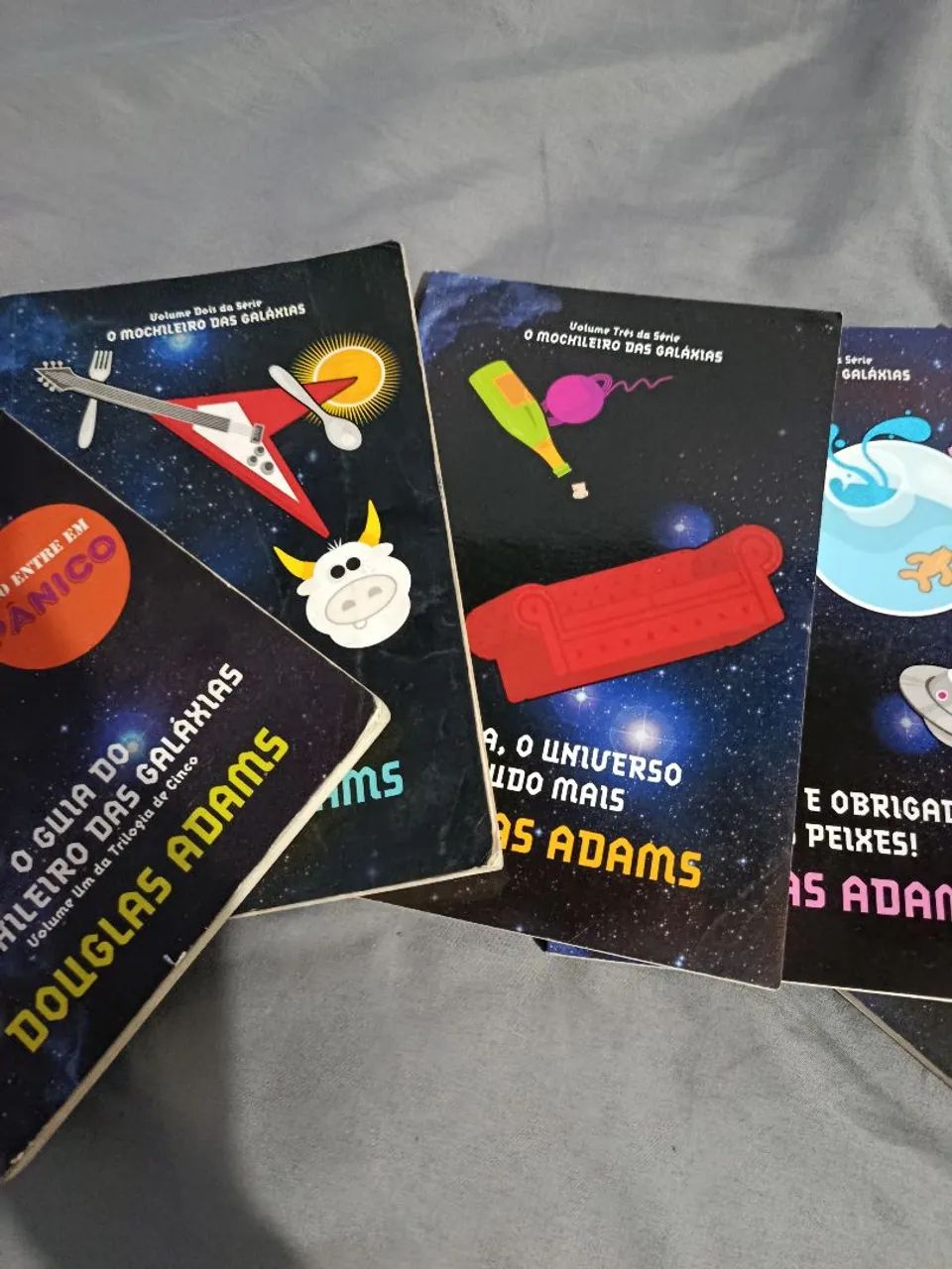 Coleção Completa O Guia do Mochileiro das Galáxias - 5 Livros - Foto 3