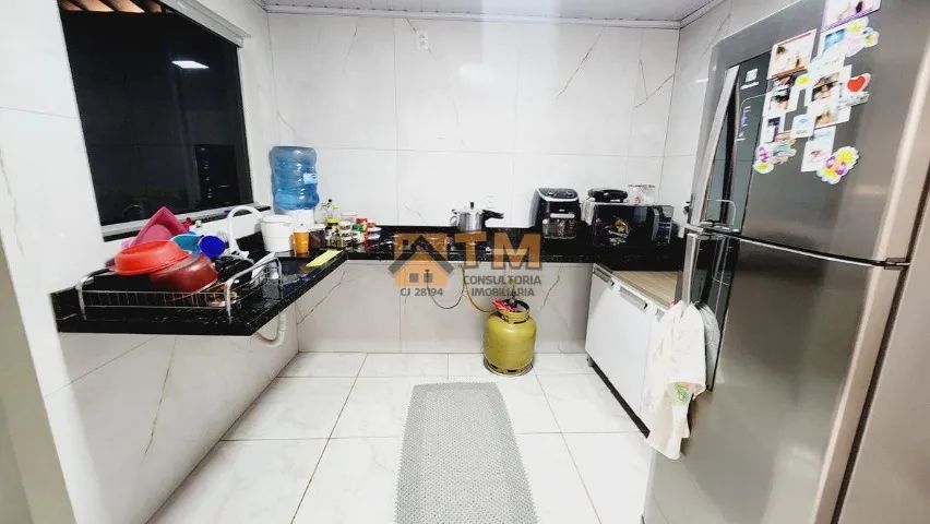 CASA BEM LOCALIZADA, ATRAS DA GARAGEM DE ONIBUS - Foto 5