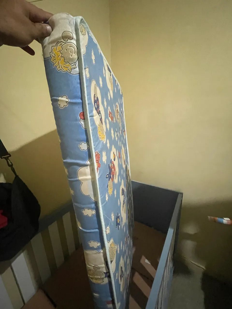 2-in-1 Crib Converts to Bed465548222011822083