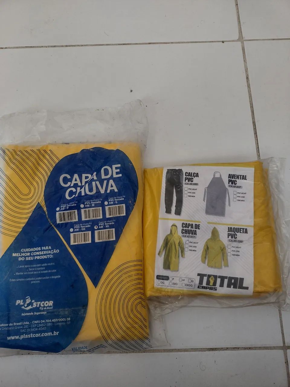 Duas capas de chuva nova  - Foto 2