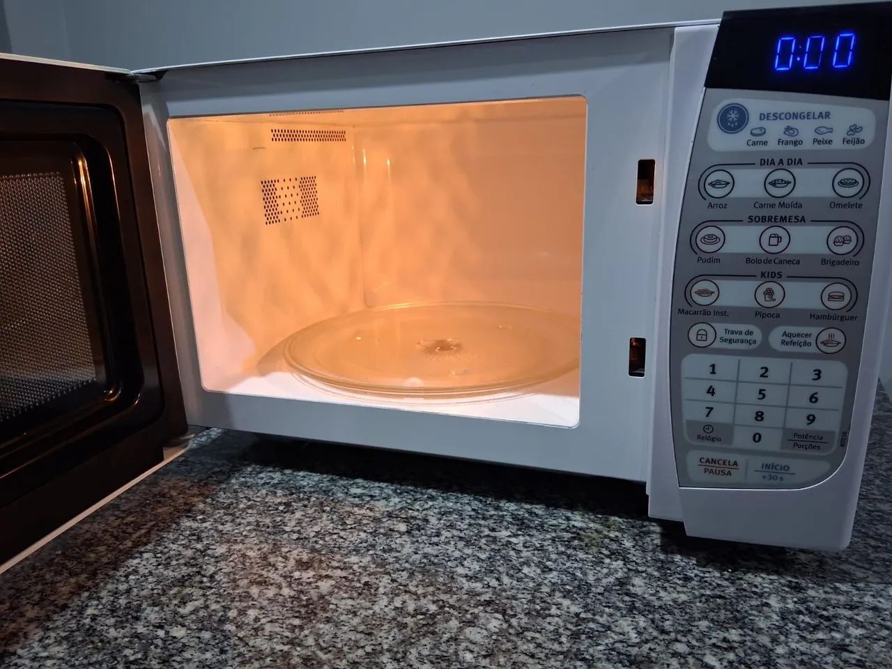 Microondas electrolux 20L perfeito estado.. - Foto 3