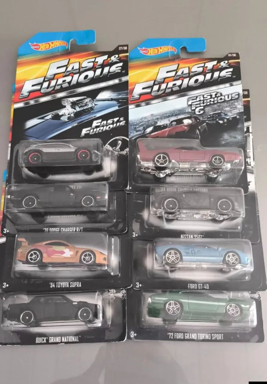 Set hot Wheels velozes e furiosos 8 miniaturas