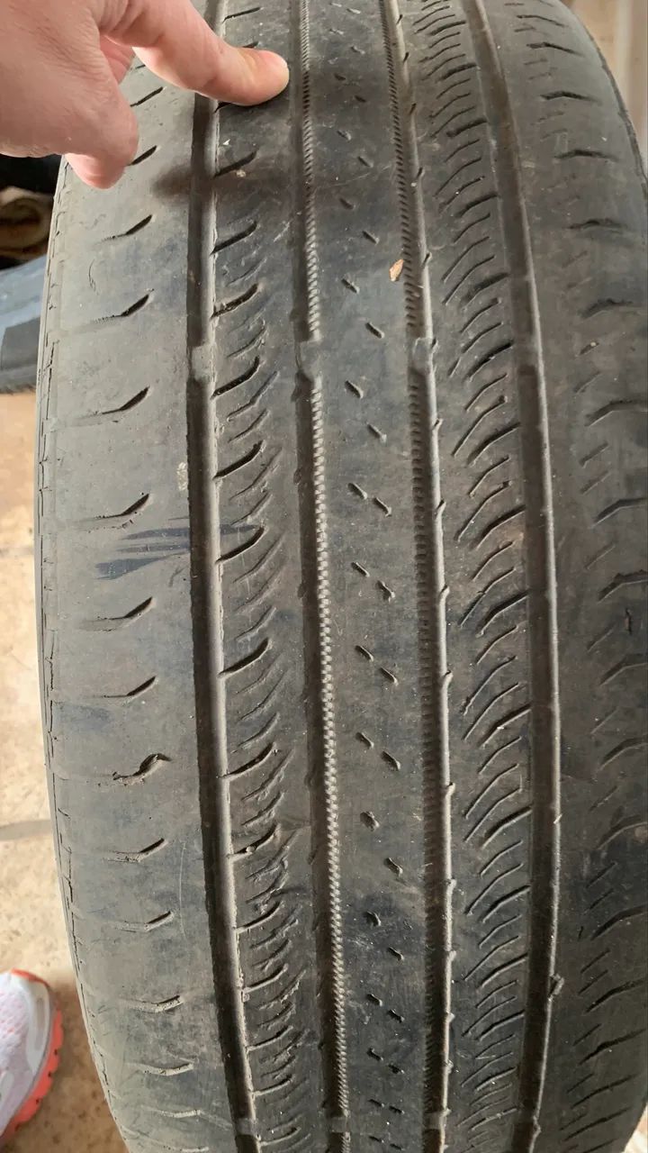 Pneu para (step) 225/60 R18  - Foto 3