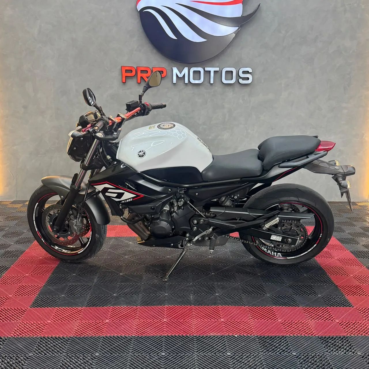 Yamaha XJ6 N SP - Foto 3