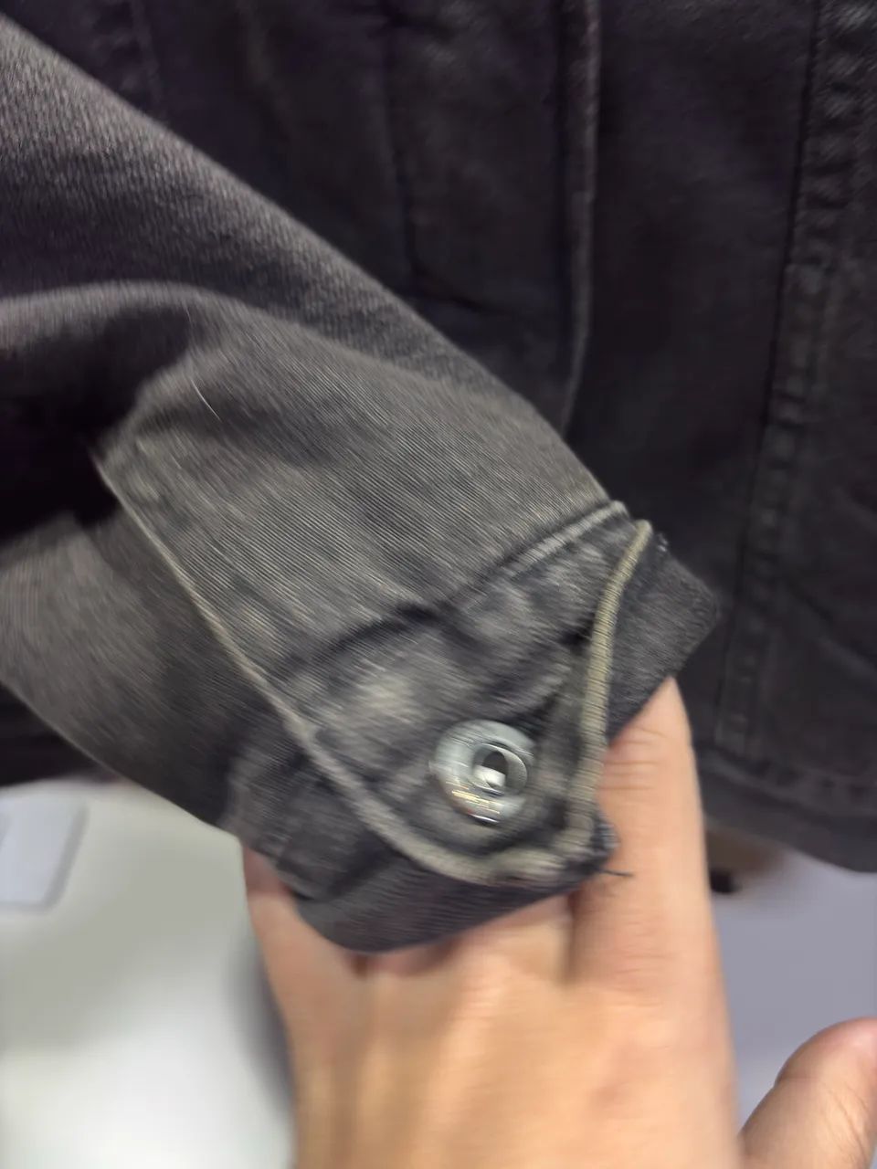 Jaqueta jeans zara com pelo  - Foto 4