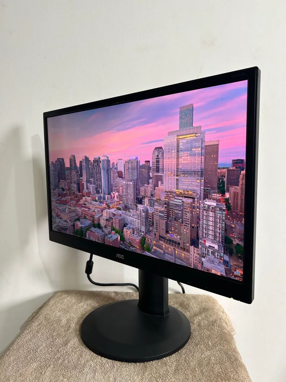 Monitor AOC 24 - Foto 4