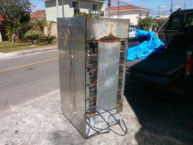 assador de carne - com prateleiras giratórias - Foto 2
