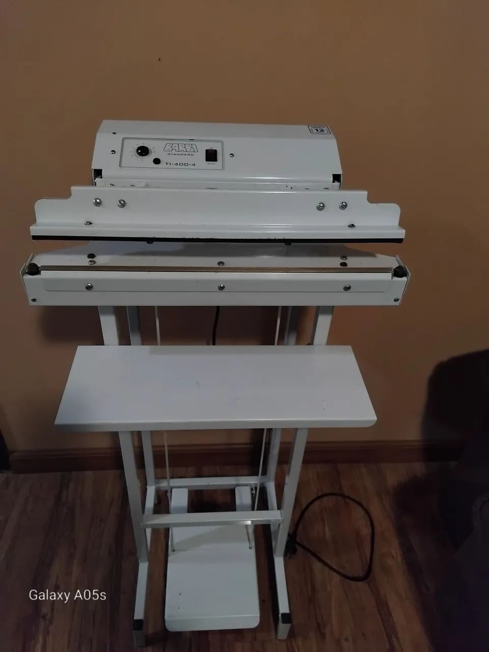 Seladora industrial standard. 