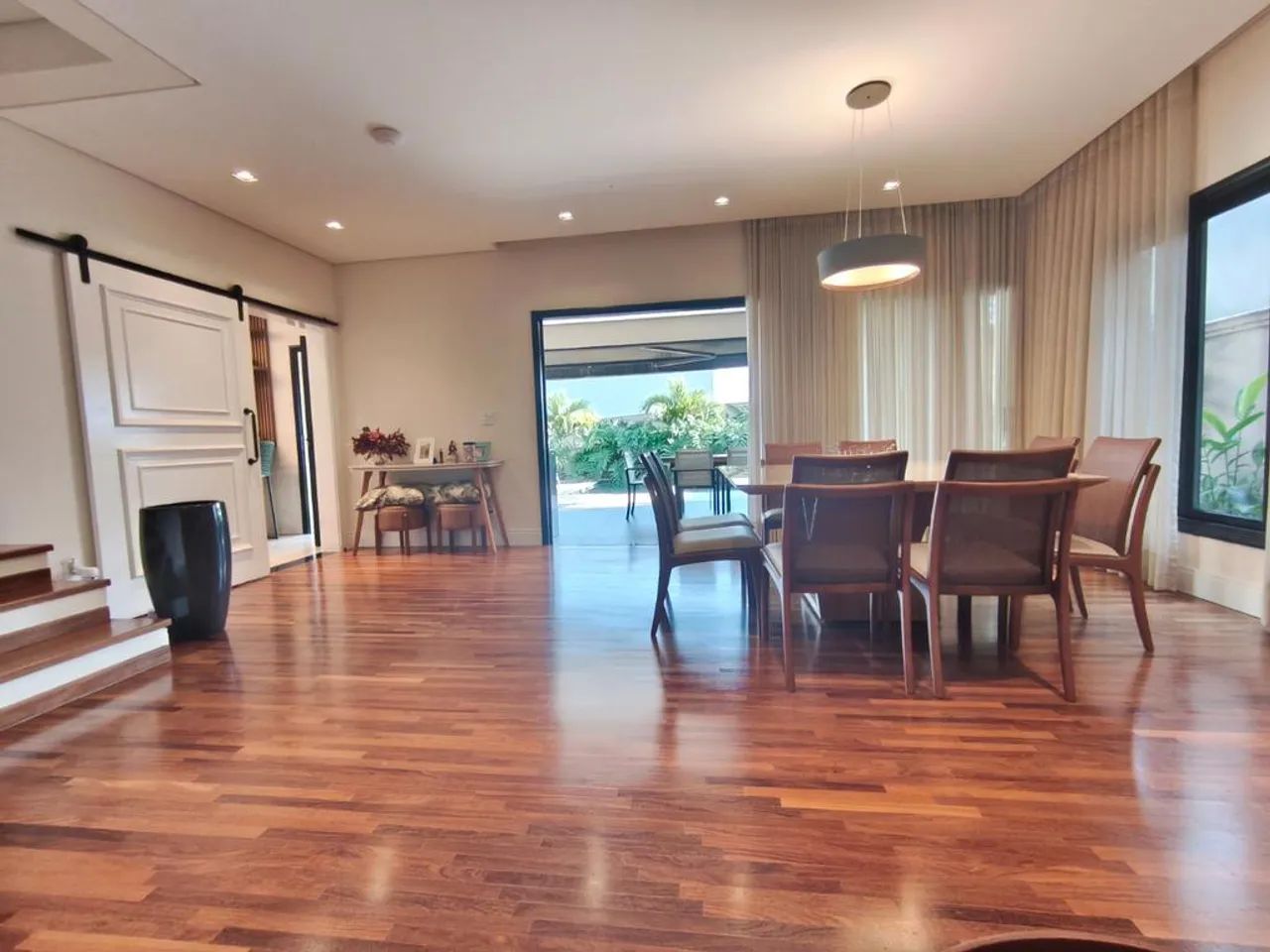 Casa para alugar em Campinas, Alphaville Dom Pedro 3, com 3 suítes, com 340 m² - Foto 4