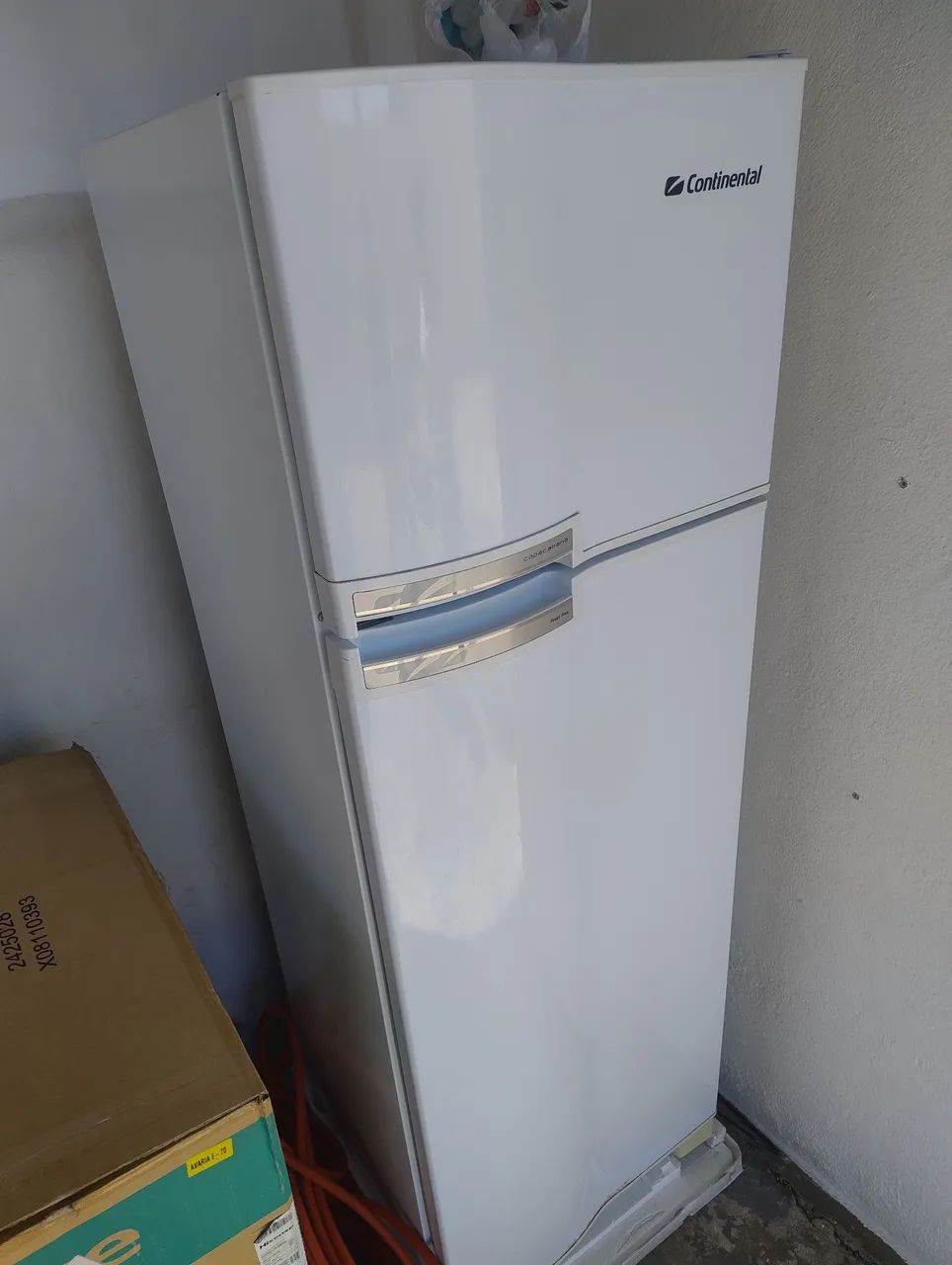 Geladeira com Freezer