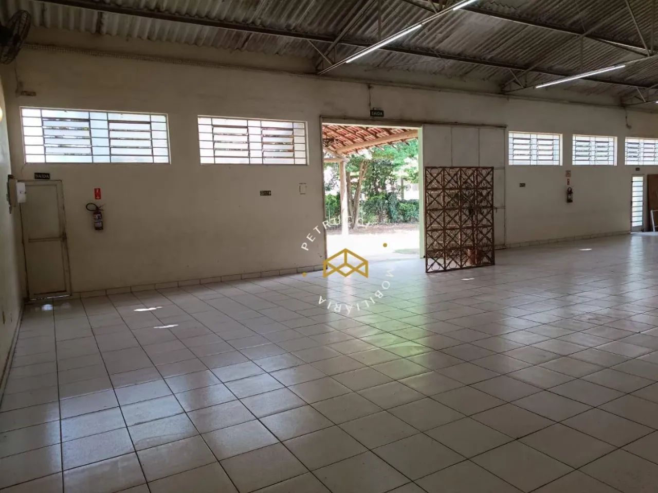 GALPÃO PARA ALUGAR COM 408 M² EM VALINHOS/SP - Foto 5