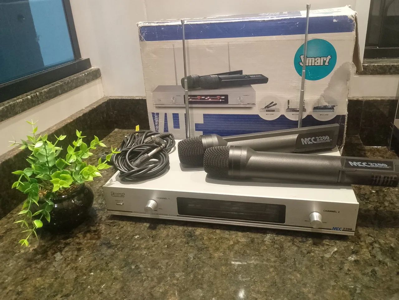 Microfone Duplo Sem Fio Smart MCC-2200 VHF