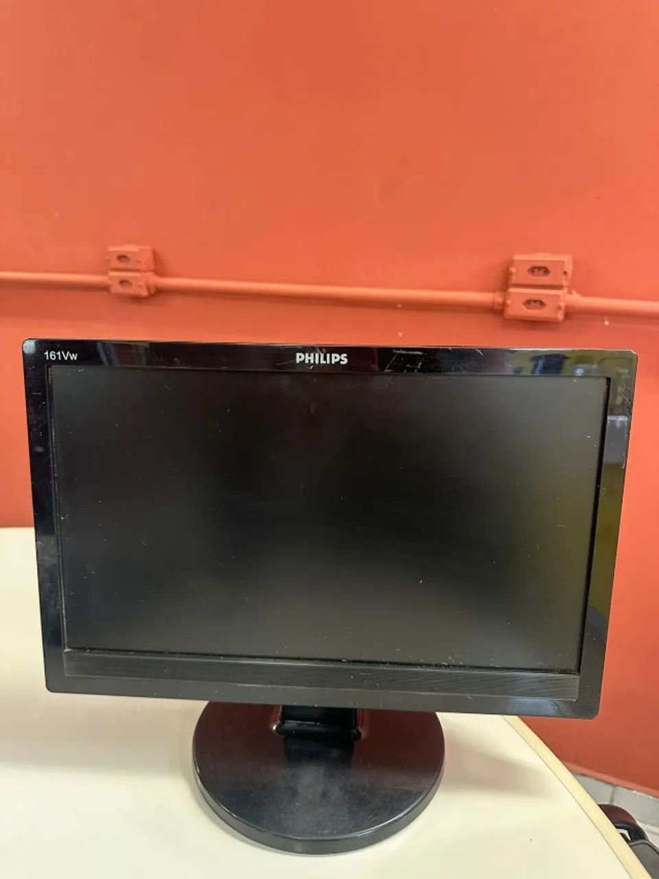 Monitor Philips e LG