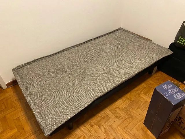Sofá cama/ encosto reclinável/ estado novo - Foto 4